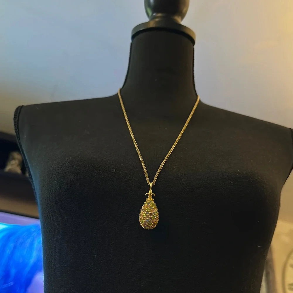 Joan Rivers Gold Teardrop Pendant Necklace - Picture 1 of 2